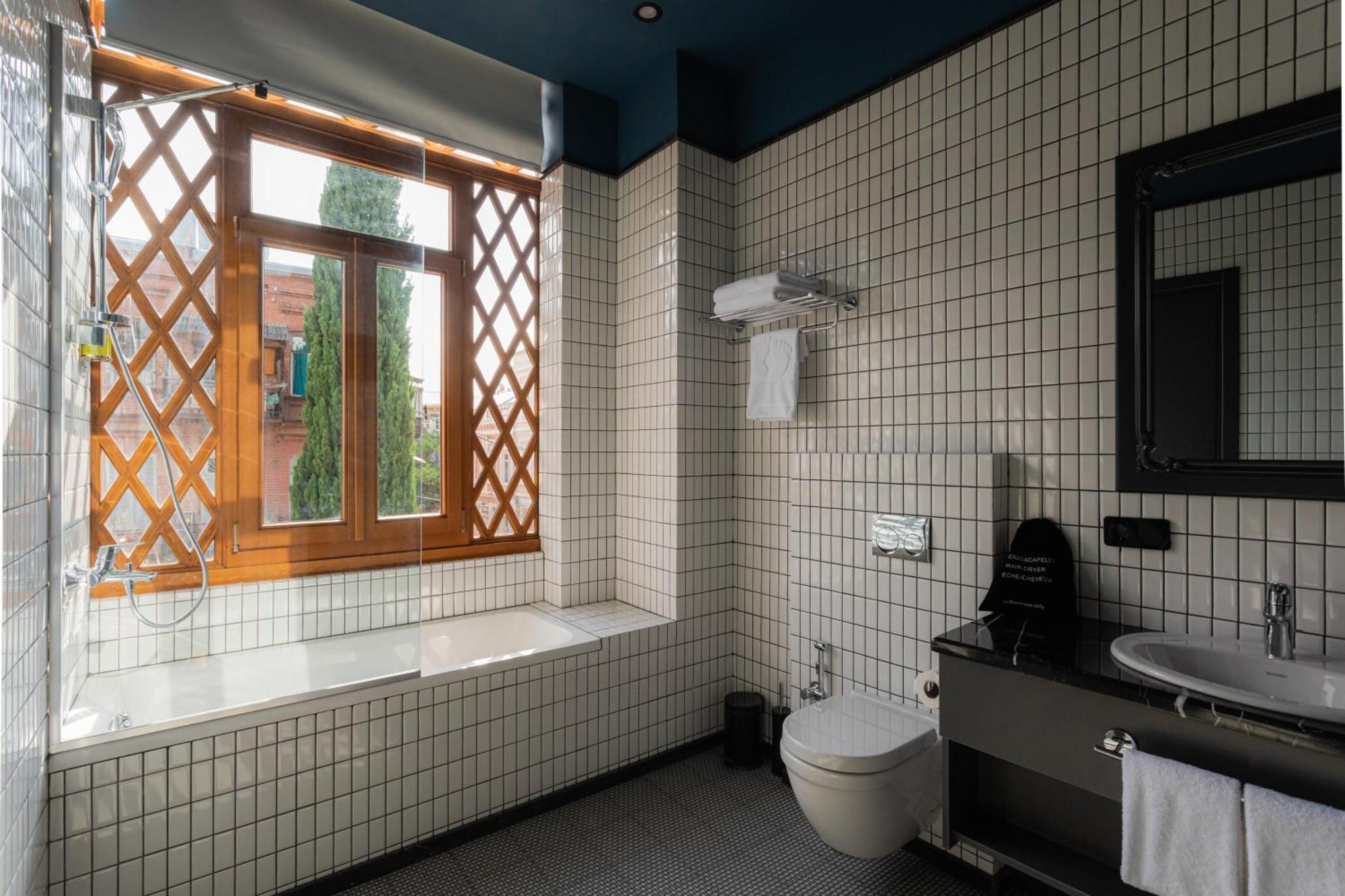 Puris Moedani Boutique Hotel Tbilisi Room photo